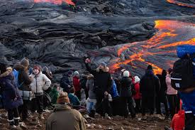 Although volcanic ash clouds can cause flight disruptions, the nearby catania airport was operating. New Fissure In Iceland Volcano Prompts Evacuation Of Tourists Smart News Smithsonian Magazine