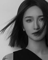 Echo Lee's Instagram, Twitter & Facebook