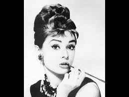 If you love audrey hepburn, i hope you like this! Audrey Hepburn 5 Min Hair Tutorial Youtube