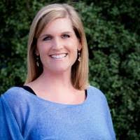 Bethany Warren's Instagram, Twitter & Facebook