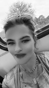 It's heartening to learn about sincere painting admirers