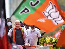 Union home minister amit shah cuts short his assam trip and returns to national capital in the view of naxal attack in chhattisgarh.#cnnnews18 #bijapurnaxalcase #amitshahsubscribe to our channel. 6hpcyet9zzabmm