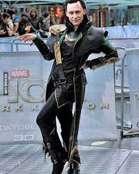 Лауреат премий лоренса оливье и «золотой глобус». K Chertu Vsyo Teper Ya Disneevskaya Princessa Film Mstiteli Filmy Marvel Britanskie Aktery