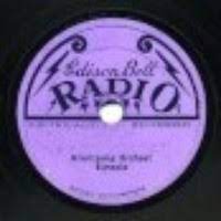 *il suo cuore è un liuto sospeso; Krontjong Orchest Eurasia S Terang Bulan Sample Of Pierre Jean De Beranger S La Rosalie Whosampled