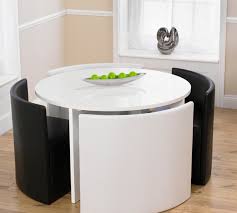 5 stylish dining sets for small spaces