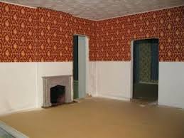 Tips For Applying Dollhouse Wallpaper And Painting Walls And Ceilings Source Englishmanordollhouse Blo Dolls House Interiors Doll House Crafts My Doll House