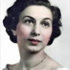 Maria Dileo's Instagram, Twitter & Facebook