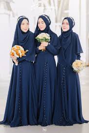 Pin By Joanna S Space On Qaysara Jubah Syarie Muslim Wedding Hijab Bridesmaid Dresses Hijab Style Dress