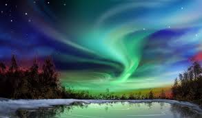 Resultado de imagen para COMO INTERVIENE EL SOL EN LAS AURORAS BOREALES