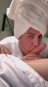 La Jennifer TS - Porn Videos & Photos - EroMe