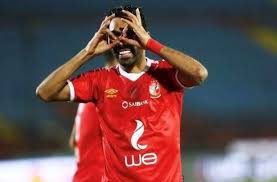 تحول حسين الشحات لاعب النادي الأهلي، من أغلى لاعب في تاريخ الدوري المصري والذي كان التعاقد معه شارك الشحات منذ قدومه للنادي الأهلي في 87 مباراة، تمكن خلالها من. Ø­Ø³ÙŠÙ† Ø§Ù„Ø´Ø­Ø§Øª Ø­Ù‚Ù‚Øª Ø­Ù„Ù…ÙŠ Ø¨Ø§Ù„Ù„Ø¹Ø¨ ÙÙŠ Ø§Ù„Ø§Ù‡Ù„ÙŠ