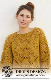 A lace pattern can make your knitting look complex and delicate with just a couple basic stitches. Summer Shells Drops 200 5 Free Knitting Patterns By Drops Design