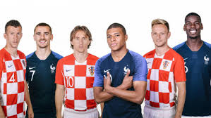 Final turnamen sepak bola terbesar dunia yg di adakan di rusia mempertemukan prancis vs croasia final piala dunia 2018. Final Piala Dunia 2018 Prancis Dan Kroasia Pakai Jersey Utama Bolaskor Com