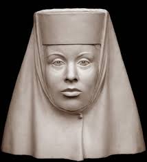 Пилотный эпизод увидел свет 3 июня, а к данному моменту выпущено уже 3 серии. Irina Agafya I Natalya Tri Caricy Otkryvavshie Okna V Evropu Eshyo Do Petra I