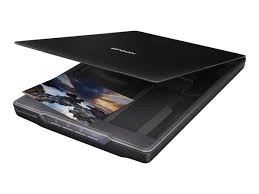 Sedangkan perangkat output adalah perangkat 'keluaran' yang artinya mengeluarkan data dari komputer. Perangkat Keras Komputer Pengertian Jenis Contohnya