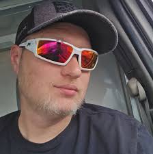 Why does drinking make you want to just want to kill yourself the total  worthlessness and defeat just leaves you ill I why can't I just stay  stopped there's something truly wrong