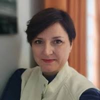 4 "Elle Kern" profiles