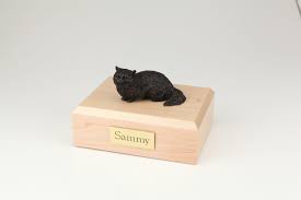 Pet cremation services of las vegas nevada offers individual pet cremation, cremation pet urns for ashes, memorial urns for pets ashes and keepsake jewelry. Cat Urns Cremation Urns For Cats Custom Engraving Available