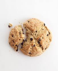 Quaker breakfast cookies, oatmeal raisin and oatmeal chocolate chip variety pack, 6 count in single box (pack of 4). Irish Soda Bread In 2020 Irish Soda Bread Soda Bread Irish Soda Bread Recipe
