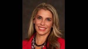 Donna Korn's Instagram, Twitter & Facebook