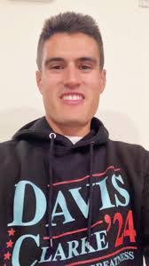 Davis Clarke's Instagram, Twitter & Facebook