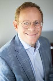 Jennifer Anspach's Instagram, Twitter & Facebook