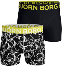 By signing up i confirm that i am 16 years or older, and that i have read, understood and agree to the team borg terms and conditions. Bjorn Borg 2020 Bb Crane Chain Sammy Shorts Medium Leg Mid Rise Boxer Black Beauty Size L Amazon De Bekleidung