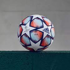 To hit the ball or move a football player to the right place just click on it with the left mouse button and, without releasing, move the cursor to the right direction, then release the mouse button to complete the action. Barcatimes On Twitter Uefa Champions League Match Ball For 2020 21 Season