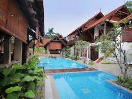 Silahkan gunakan form pemesanan yang tersedia untuk memesan homestay ini. 50 Homestay Di Melaka Rumah Tepi Pantai Swimming Pool