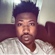 Travis Singletary's Instagram, Twitter & Facebook