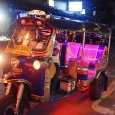 Zoom around bangkok on a tuk tuk and discover the city's famous nighttime markets and street food stands, trying typical thai delicacies. Tuk Tuk Touristbangkok How To Get Around Bangkok By Tuk Tuk