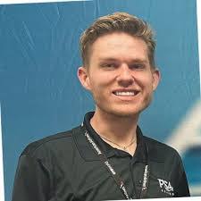 Dan Mcguigan's Instagram, Twitter & Facebook