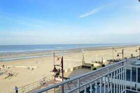 Pin Op De Haan Zeedijk