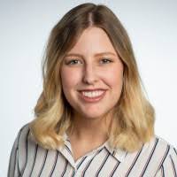 100+ perfiles de «Willcott»