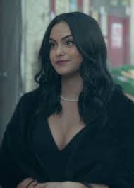 Veronica is a student at riverdale high school. Veronica Lodge Riverdale Camila Mendes Riverdale Veronica Lodge Cabelo E Maquilhagem