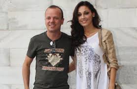 Anna tatangelo, ospite della prima puntata di domenica in, ha raccontato il cambiamento come fonte eterna di rinnovamento. Anna Tatangelo E Gigi D Alessio Si Sono Lasciati L Annuncio Su Instagram