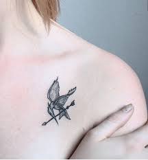 Check spelling or type a new query. 73 Collar Bone Tattoos That Will Wow Tattoo Photos And Design