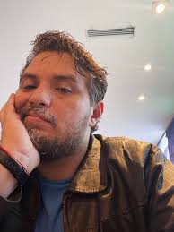 Photo by Diego Tobar (@dotobu) · September 3, 2025