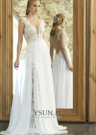 Oltre 25 fantastiche idee su abiti da matrimonio in spiaggia su … abiti da sposa viareggio tutto realizzato in pizzo modello a due pezzi per. Vestiti Da Sposa Da Spiaggia
