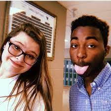 Cara Schrage's Instagram, Twitter & Facebook