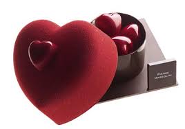 Still Looking For A Good Present For Valentine S Day Chocolate Hearts Chocolate Chocolate Raspberry