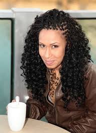 Not only is it great for maintaining your expensive dye job (sun bleaches whether you prefer them styled tight or loose, you can't go wrong with braids for the beach. Popular Ideas 24 Black Girl Vacation Hairstyles
