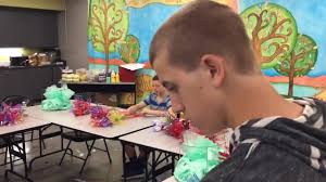 Students use "trash" to beautify downtown Springfield