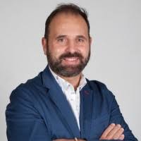 50+ perfiles de «Iban»