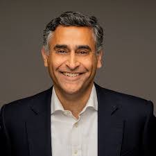 Abby Singleton's Instagram, Twitter & Facebook