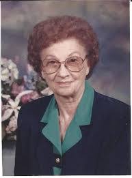 Evelyn Tierney's Instagram, Twitter & Facebook