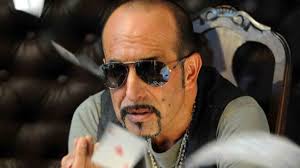 Antes había pasos previos a la televisión, como hacer teatro