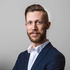 Derek Bone's Instagram, Twitter & Facebook