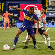 Difícilmente un club de la envergadura de river pida la suspensión del partido por cuanto el reglamento fue aceptado el público quiere ver boca y river, no boca contra lo que queda de river. Boca Juniors On Twitter Final Del Partido Boca 1 40 Pt Villa River 1 21 St Palavecino Copadelaliga Vamosboca
