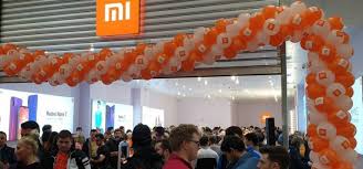 Prin reteaua nationala de magazine, media galaxy iti ofera o gama variata de produse, la cele mai avantajoase preturi, sustinute de solutii optime de finantare, adaptate fiecarui tip de buget. PreÈuri In Magazinul Xiaomi Mi Store De La Mega Mall Victor Kapra